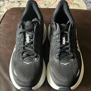 New women’s Hoka Bondi 9